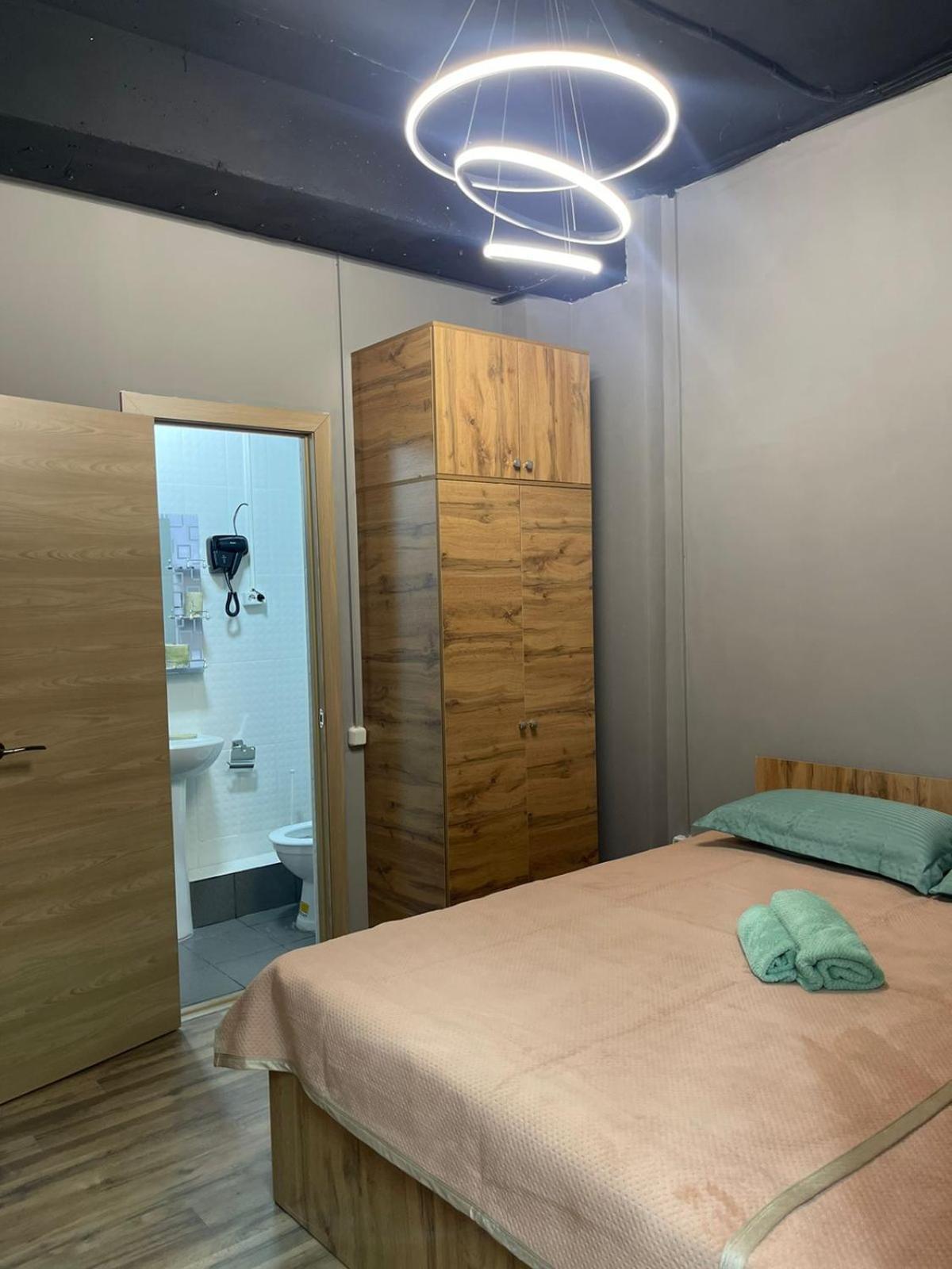 Hostel Kochevnik Capsule Hotel Almatý Exterior foto